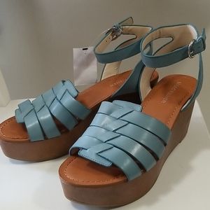 MARC FISHER Leather Wedge Sandal Blue W9